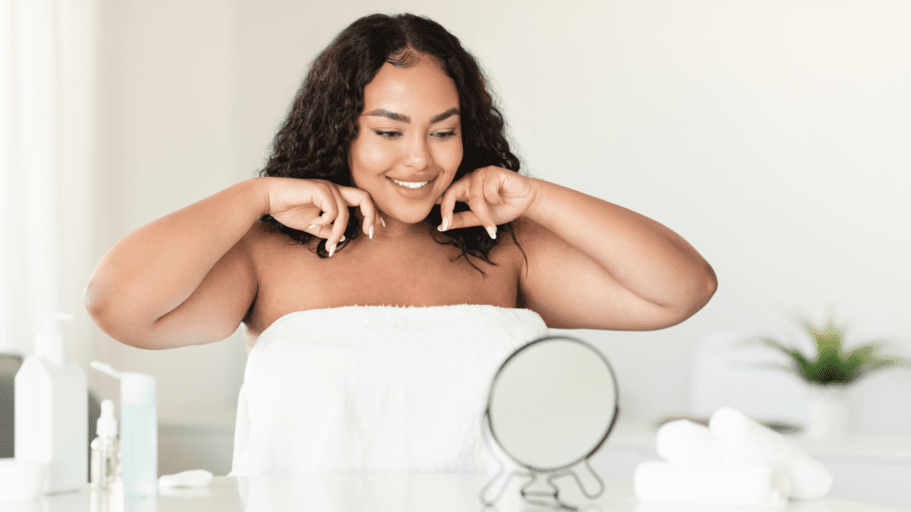 ¿Cómo puedo hacer un drenaje linfático facial en casa?