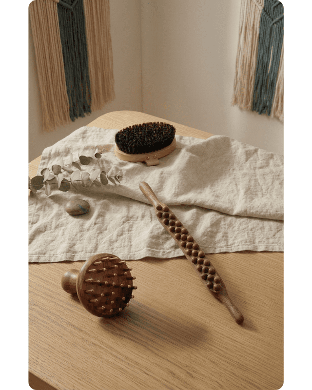 accessoires massage corps brosses gua sha rouleaux bois naturel